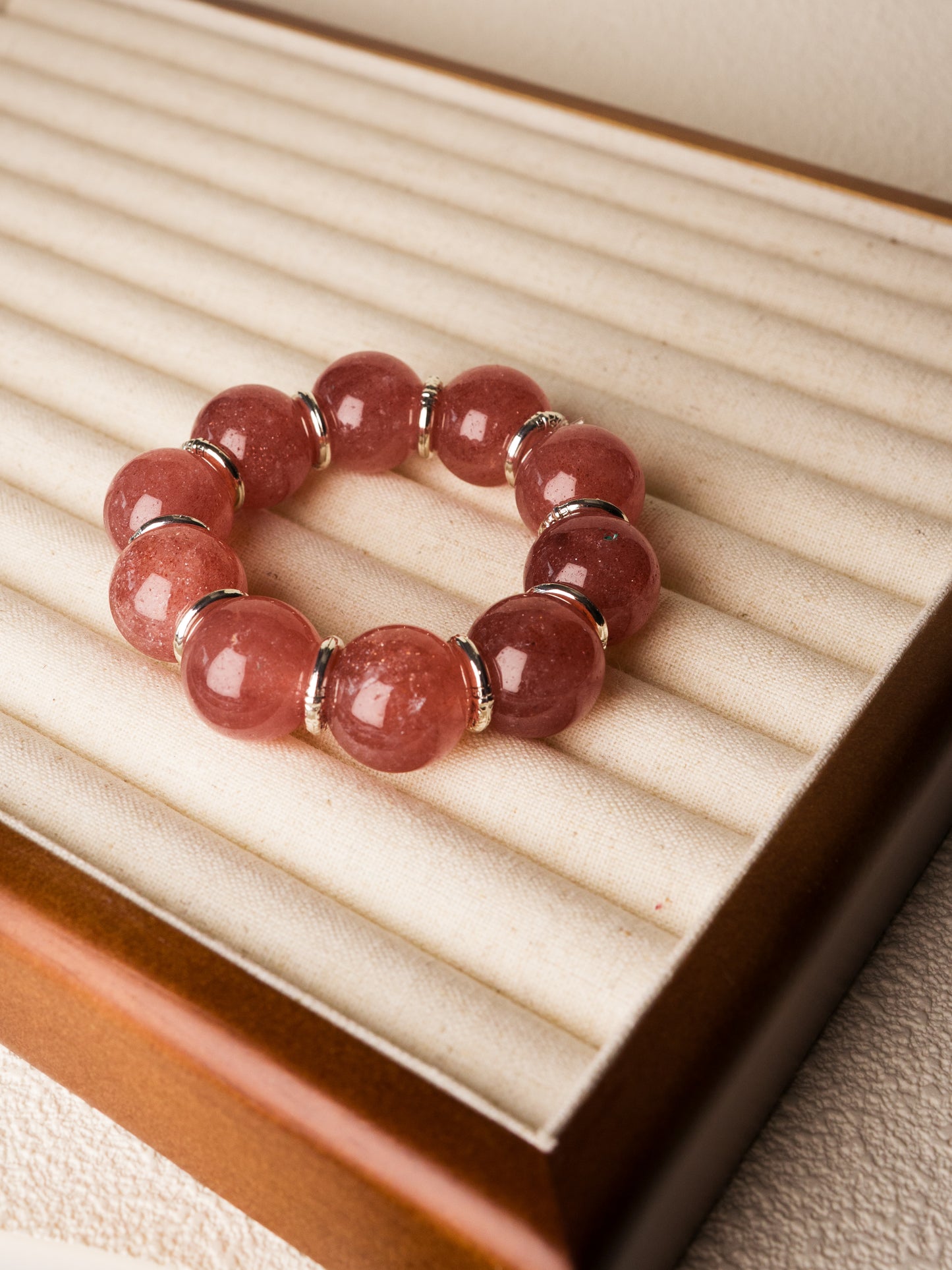 Strawberry Quartz Bracelet – 19MM– Natural Healing Crystals Jewelry – Handmade Natural Crystals|「Ethereal Veil」