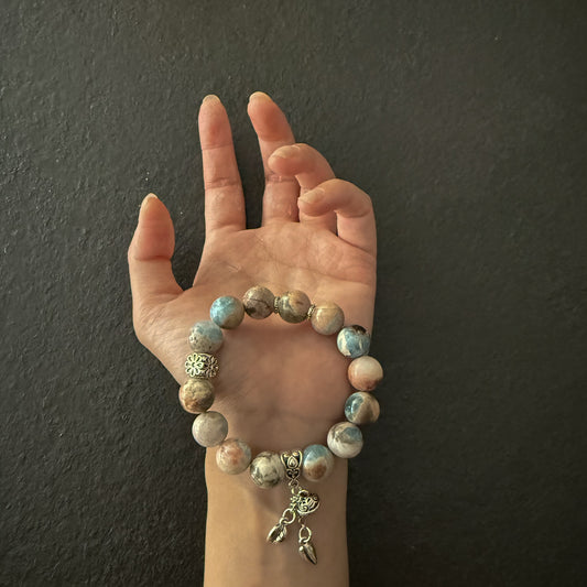 Island Aquamarine Crystal Bracelet – Calming Energy from the Sea– Natural Healing Crystals Jewelry – Handmade Natural Crystals|「Ethereal Veil」